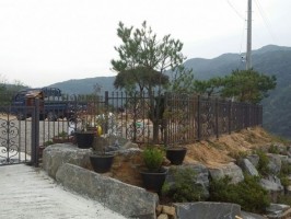 운산소재 주택 아트창살D형 1.2용 기와진회색