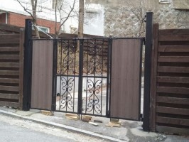 용산 후암동 소재 아파트 내  합성목재 혼합 4쪽문 혼합문