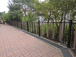 용인시 어린이집휀스 테라엘가 + 메쉬휀스가림막 (높이1.2 앙카+기초)+테라젠02-02 출입외문